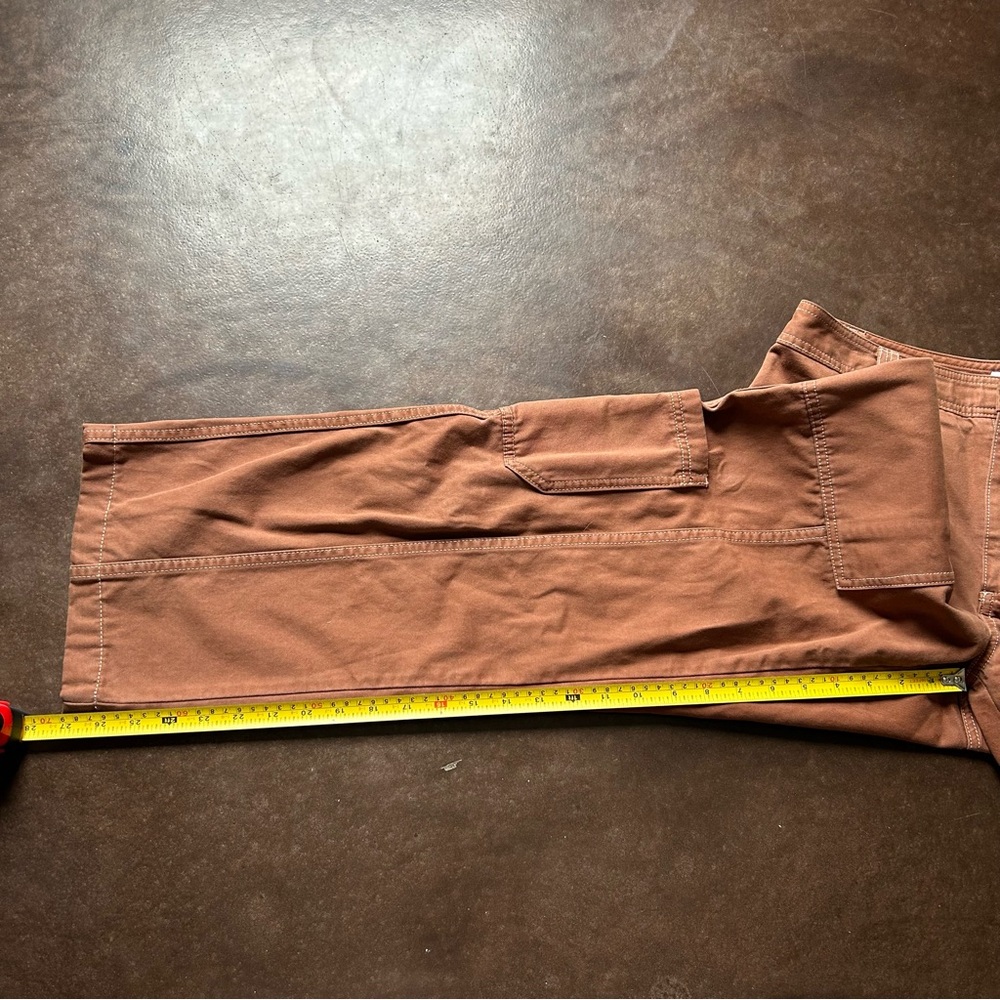 Aritzia Sundeh- 100% organic cotton Oscar cargo pants- size 8 - Picture 14 of 15